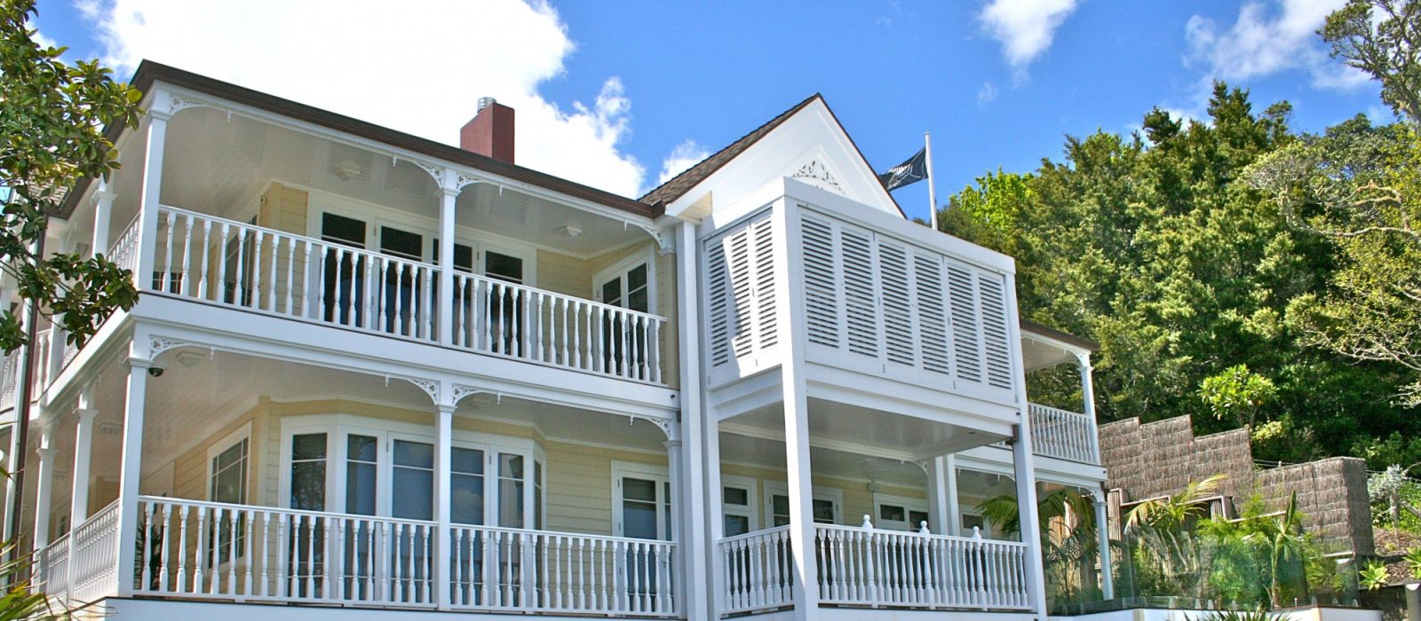 Colonial Style - Header Image